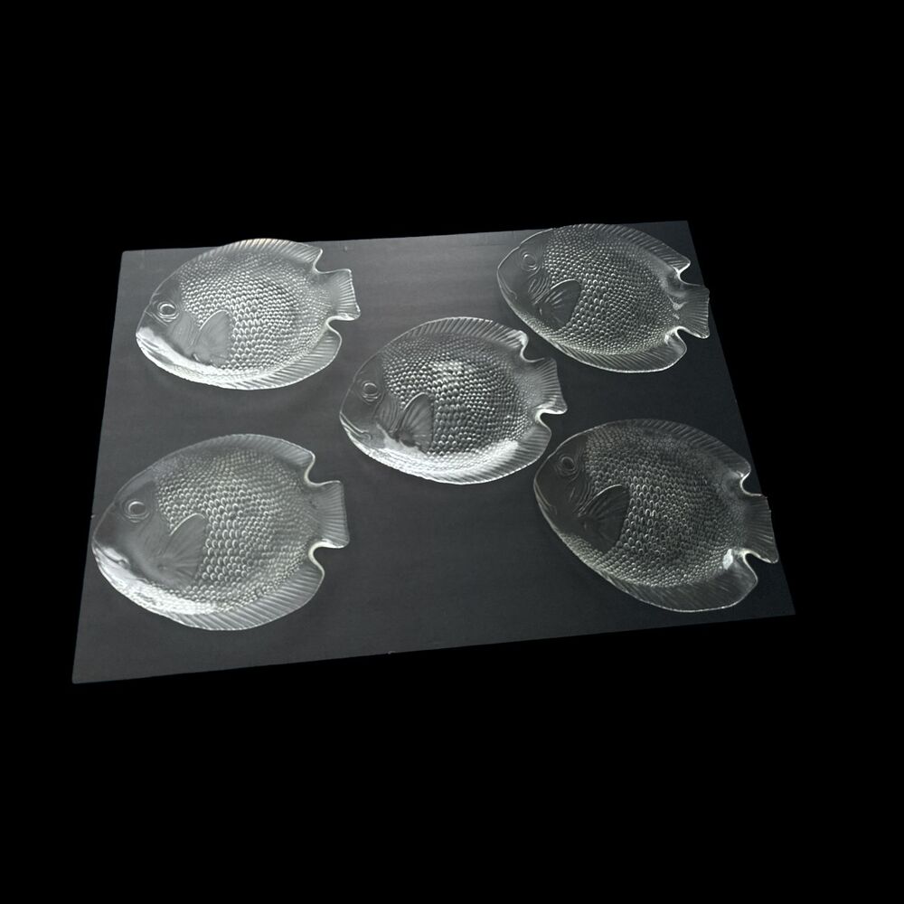 Set of 5 Vintage Arcoroc France Clear Glass Fish Plates Poisson 11" Textured